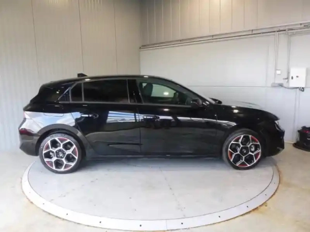 Opel Astra 1.6 turbo 180ch hybrid gs bva8 — photo 4