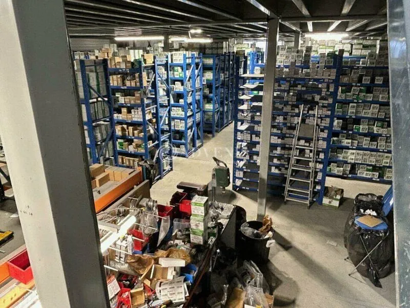 Photo 1
