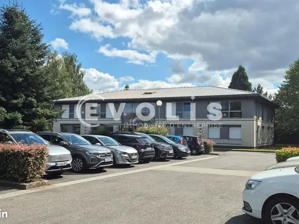 Bureaux 65 m²