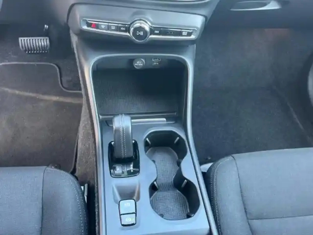 Volvo Xc40 d3 adblue 150ch momentum geartronic 8 — photo 13