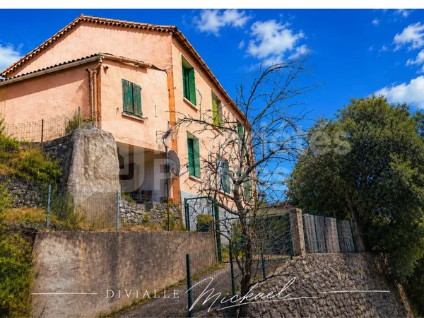 Maison Quillan 11 pièce(s) 184 m2