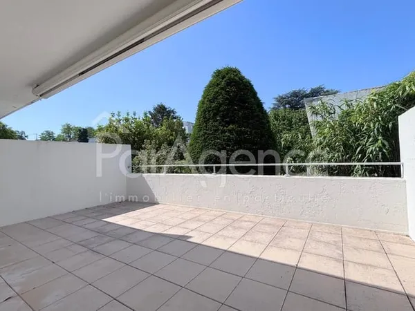 Appartement T2 centre-ville avec terrasse Royan