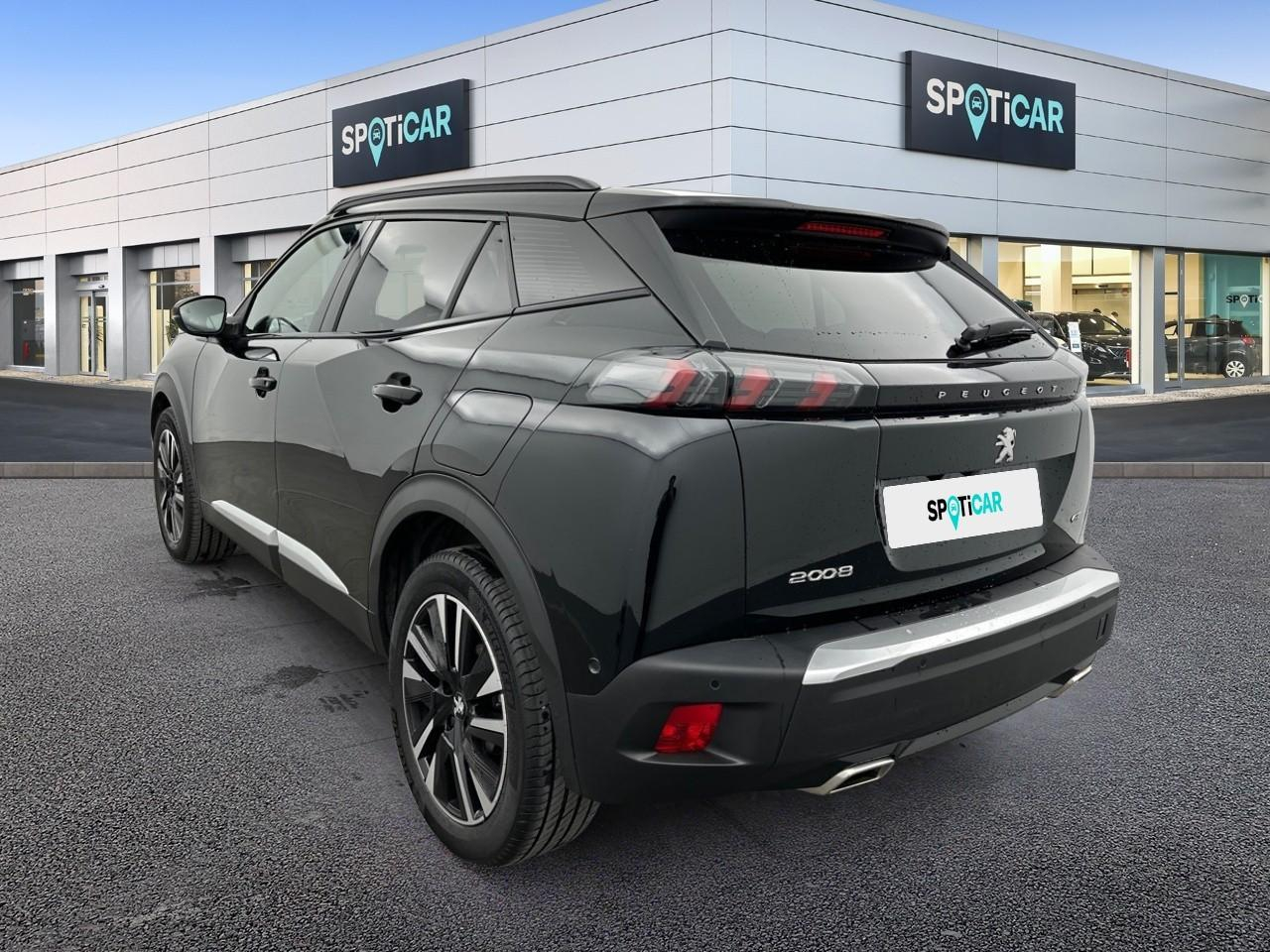 Peugeot 2008 puretech 130 s&s eat8 gt pack — photo 7