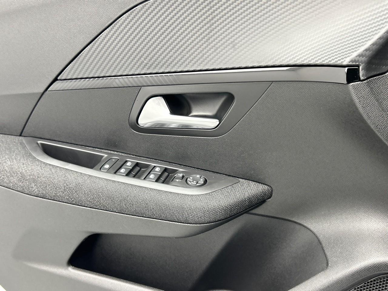 Peugeot 208 100 s&s bvm6 business — photo 29