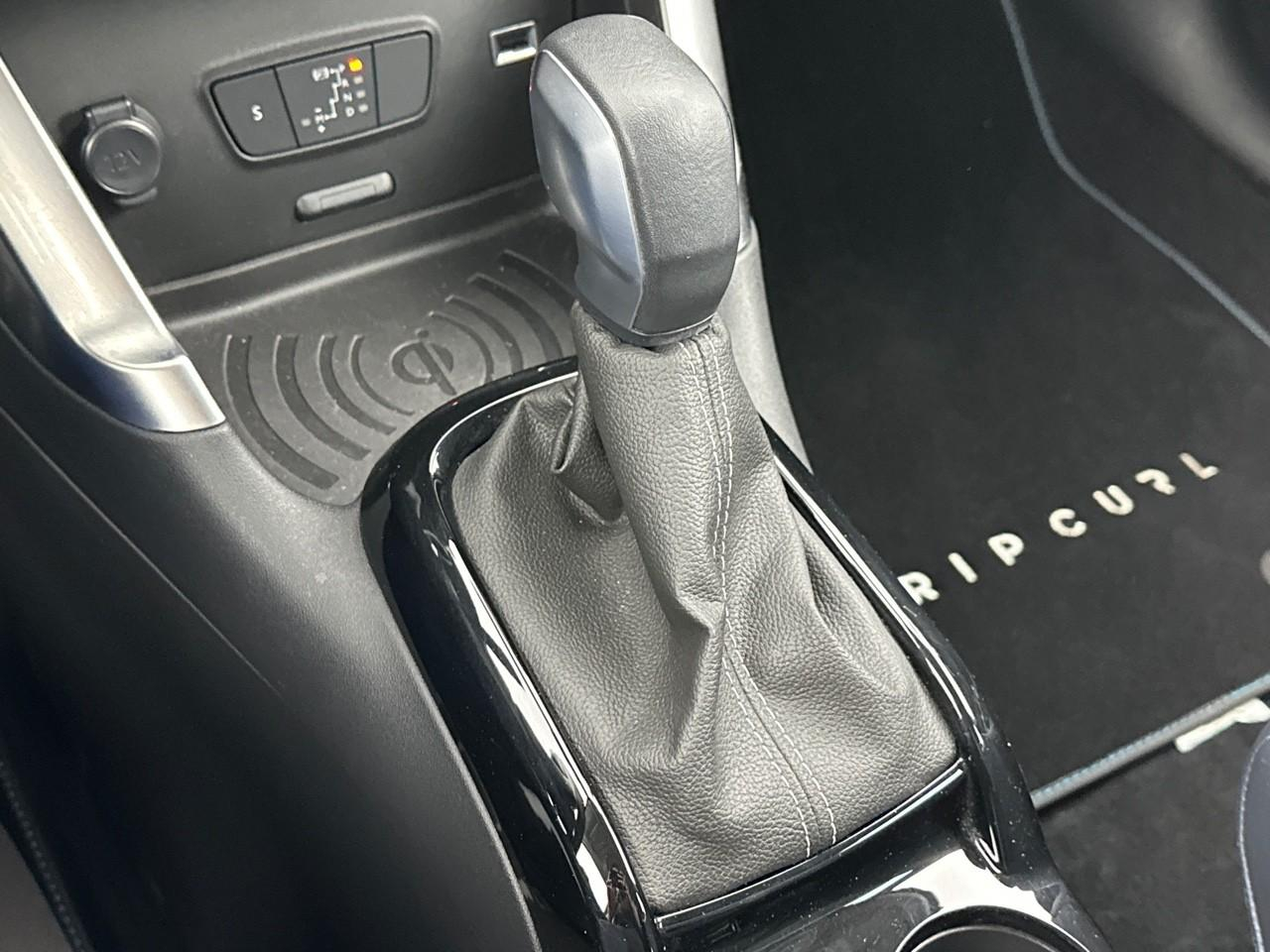 Citroën C3 Aircross puretech 130 s&s eat6 rip curl — photo 30