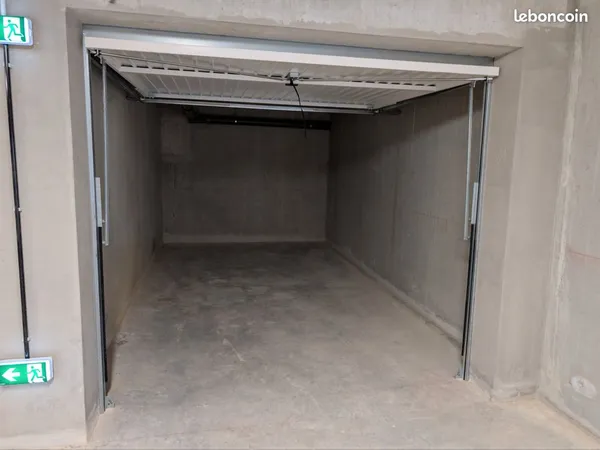 Garage box dans résidence neuve proche gare et centre