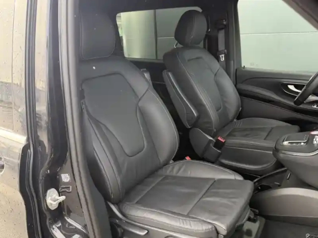 Mercedes Cla v 300 d avantgarde extra long — photo 4