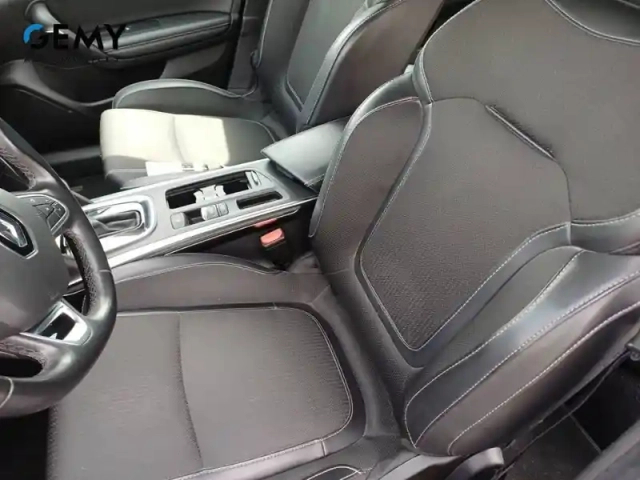 Renault Megane mégane iv estate phev 160 — photo 9