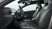 Mercedes Cla 250 e Hybrid EQ 218ch AMG Line 8G-DCT — photo 12