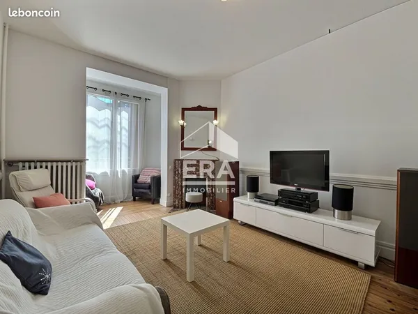 Maison 7 pièces 166 m²
