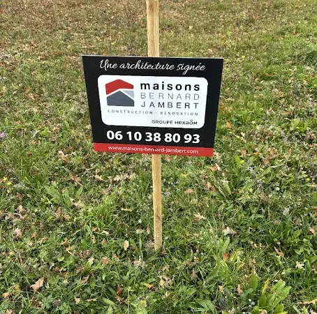 Terrain 379 m²