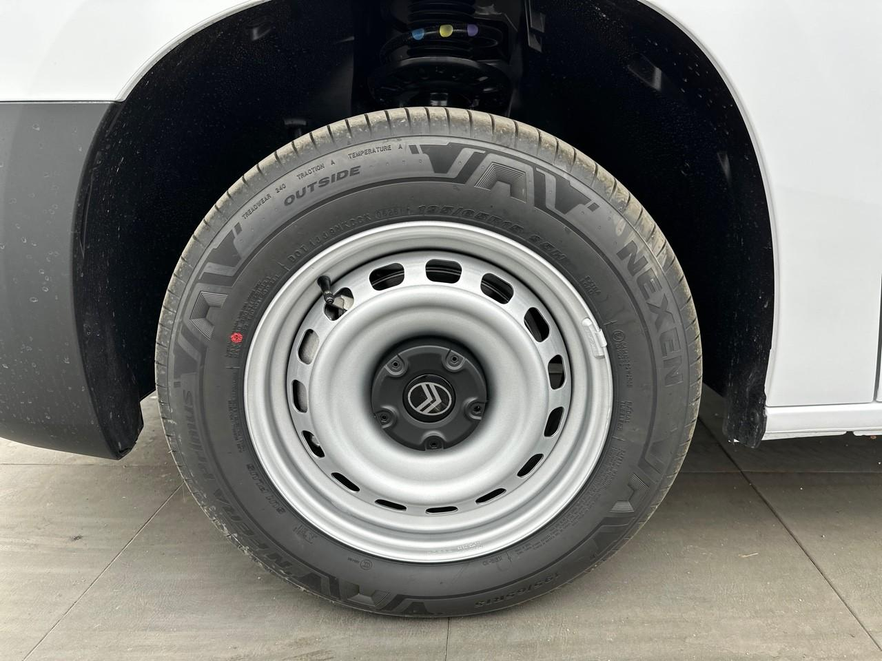 Citroën Berlingo van m diesel 100 ch manuelle — photo 7