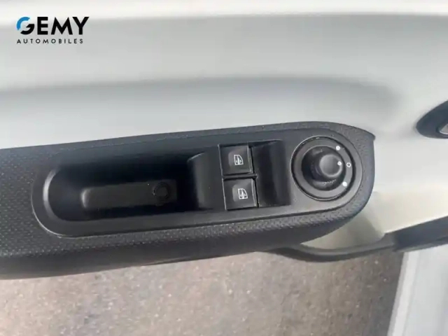 Renault Twingo iii achat intégral - 21 — photo 12