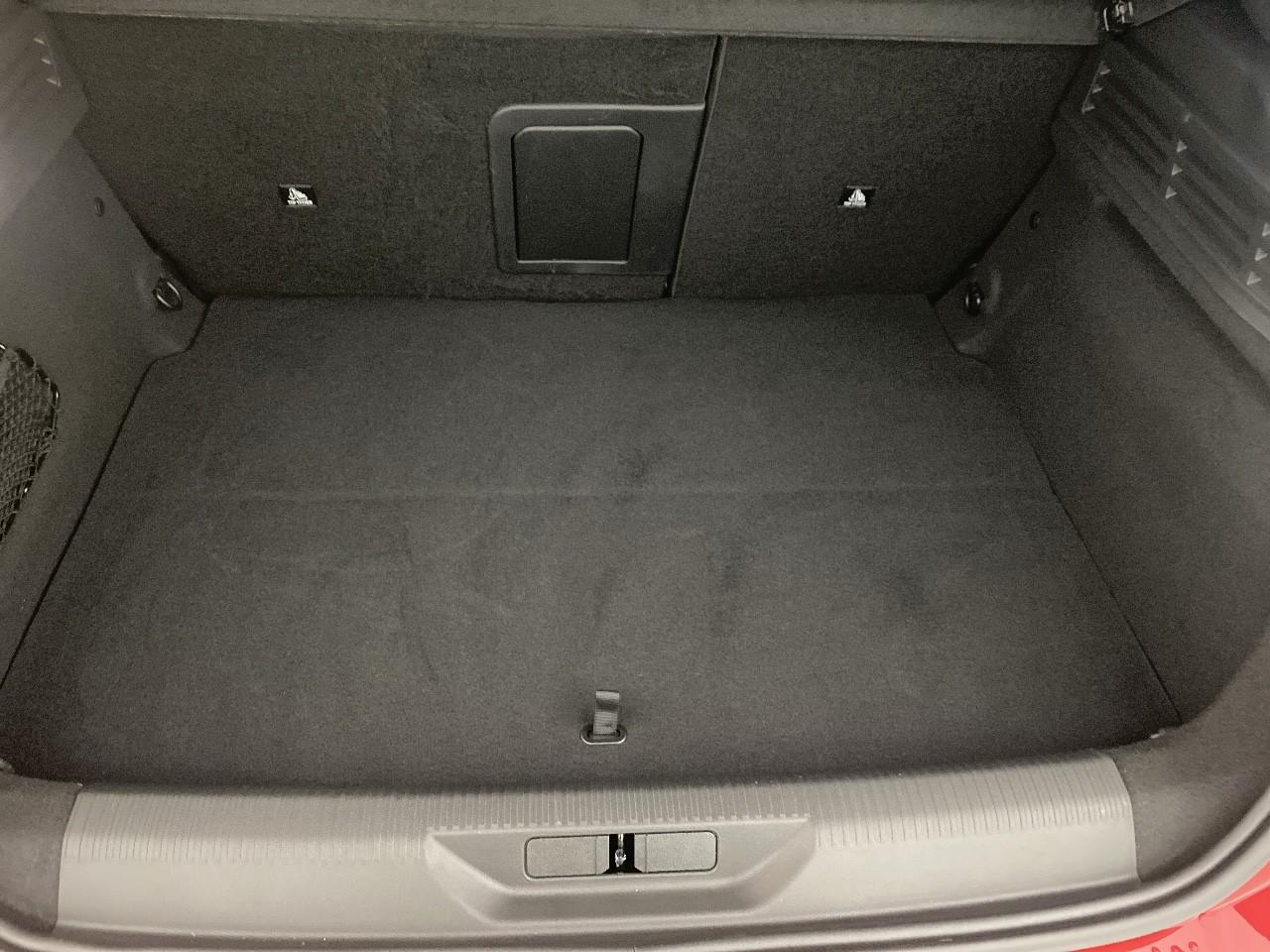 Peugeot 308 electrique 55 kwh 156ch gt — photo 6