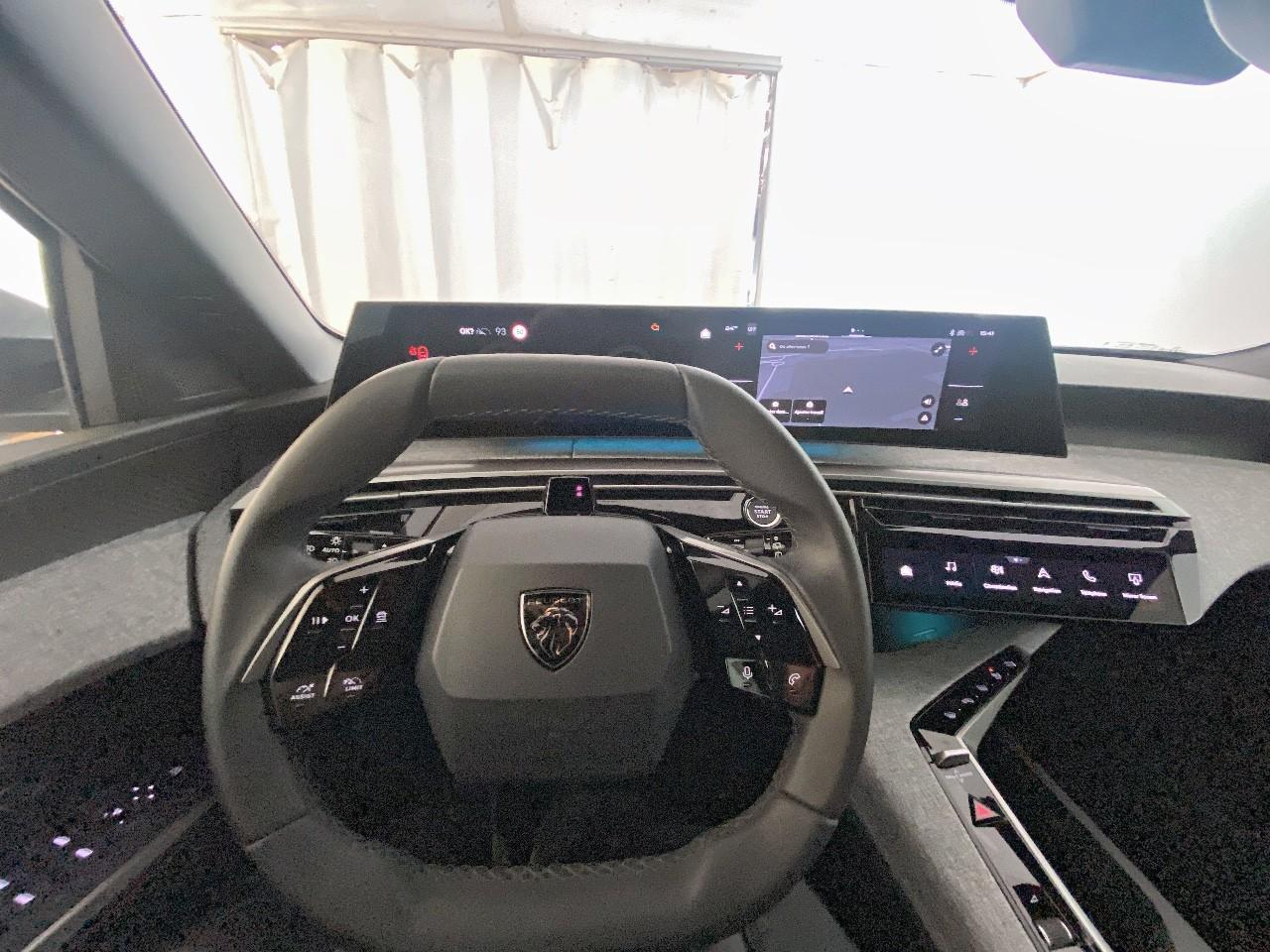 Peugeot 5008 hybrid 145 ch e-dcs6 allure — photo 12