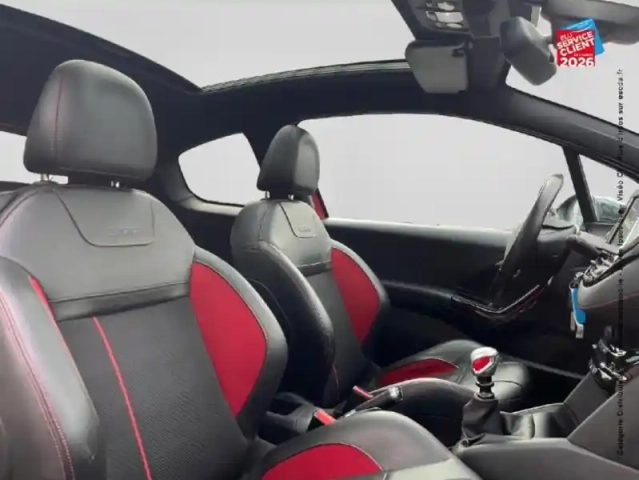 Peugeot 208 1.6 thp ch gti s&amp;s 3p — photo 5