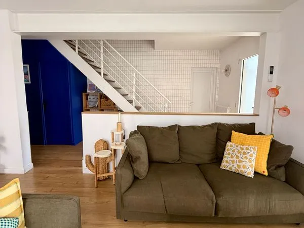 Maison lumineuse avec extérieur au calme - Secteur recherché Mayol