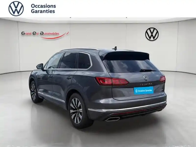 Volkswagen Touareg 3.0 tsi ehybrid 381ch elegance 4motion bva8 — photo 3