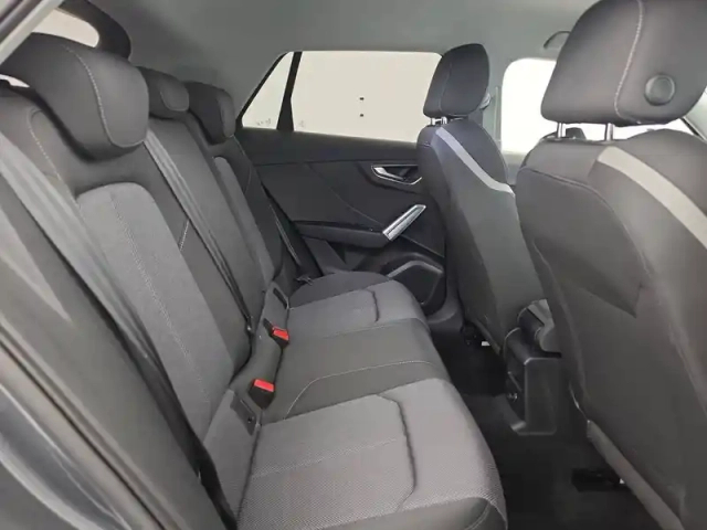 Audi Q2 35 tdi 150 s tronic 7 — photo 44