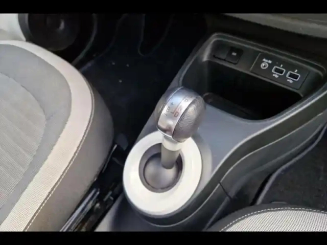 Renault Twingo e-tech electric equilibre r80 achat intégral — photo 15