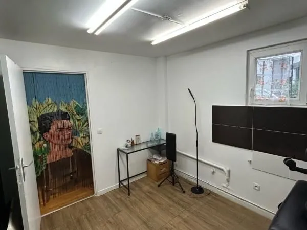 Studio 1 pièce 9 m²