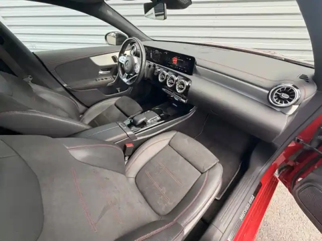 Mercedes Cla coupé 200 amg line coupú — photo 10