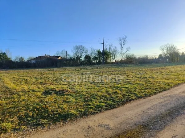Terrain à vendre de 685m2