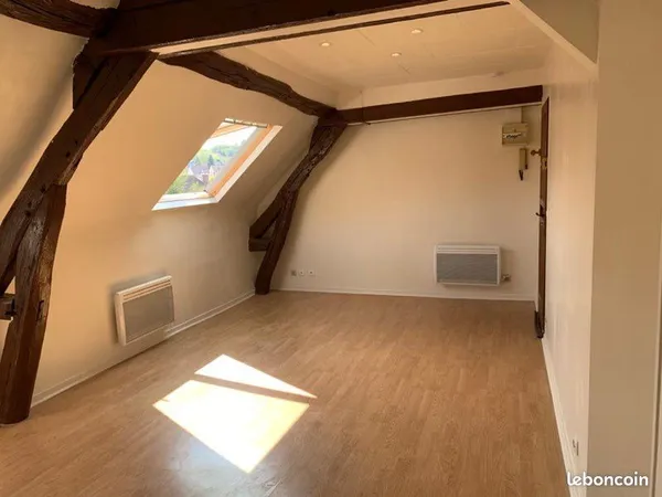 Studio dans résidence calme en bord de Juine