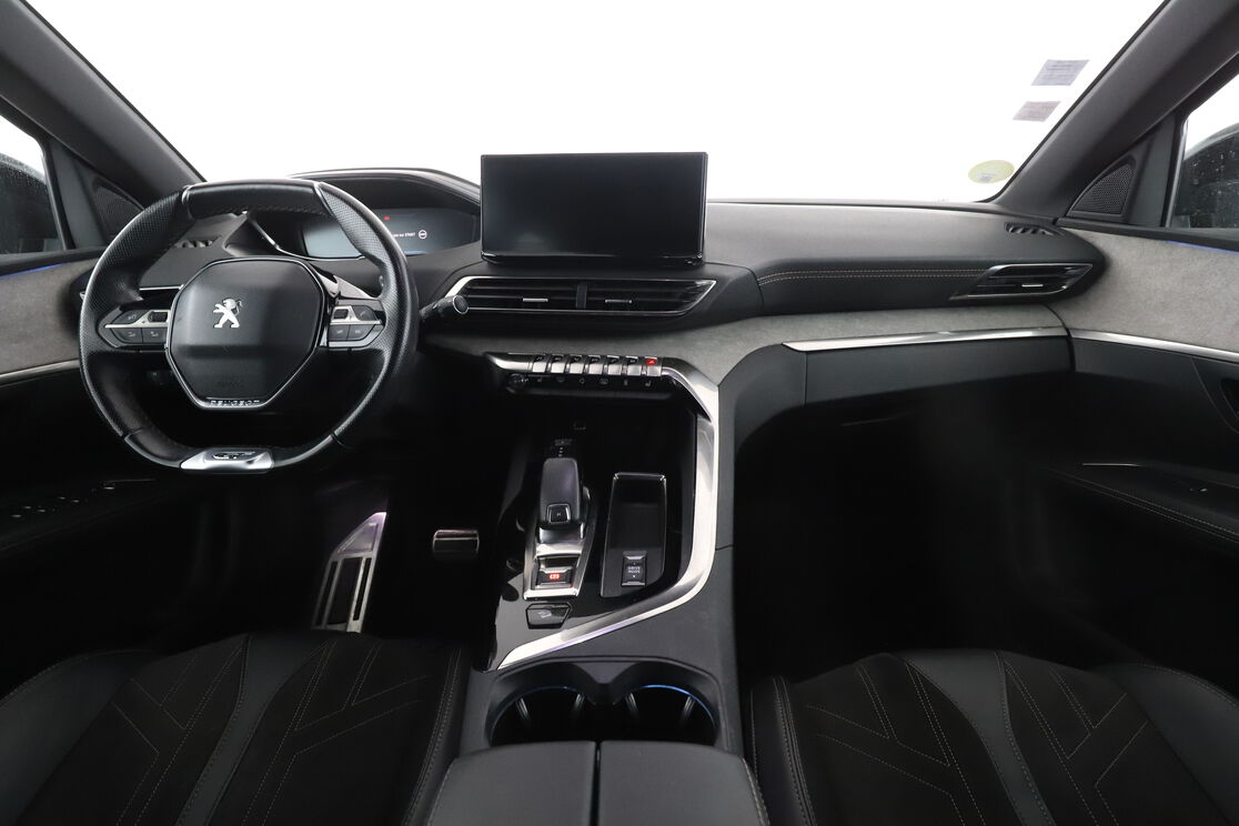 Peugeot 3008 1.5 Blue-HDi GT EAT8 — photo 11