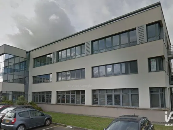 Local commercial 248 m²