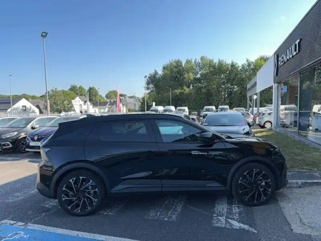 Renault Scenic e-tech électrique 220 ch grande autonomie — photo 3