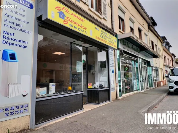 Local 52 m² Notre-Dame-de-Bondeville