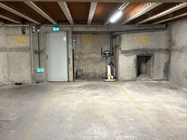 Place de parking à Montparnasse