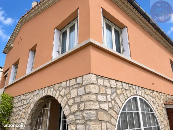 Maison 5 pièces 142 m²