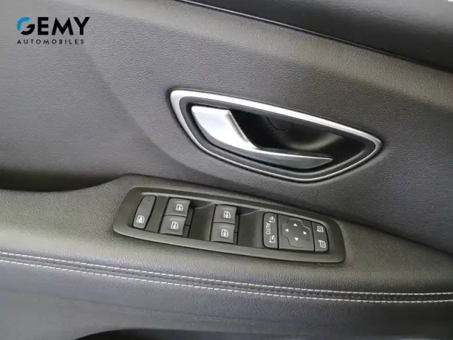 Renault Scenic tce 140 fap — photo 32