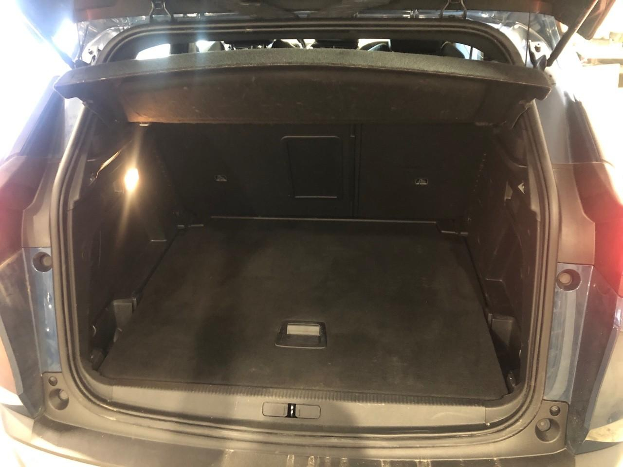 Peugeot 3008 bluehdi 130ch s&s eat8 allure pack — photo 6