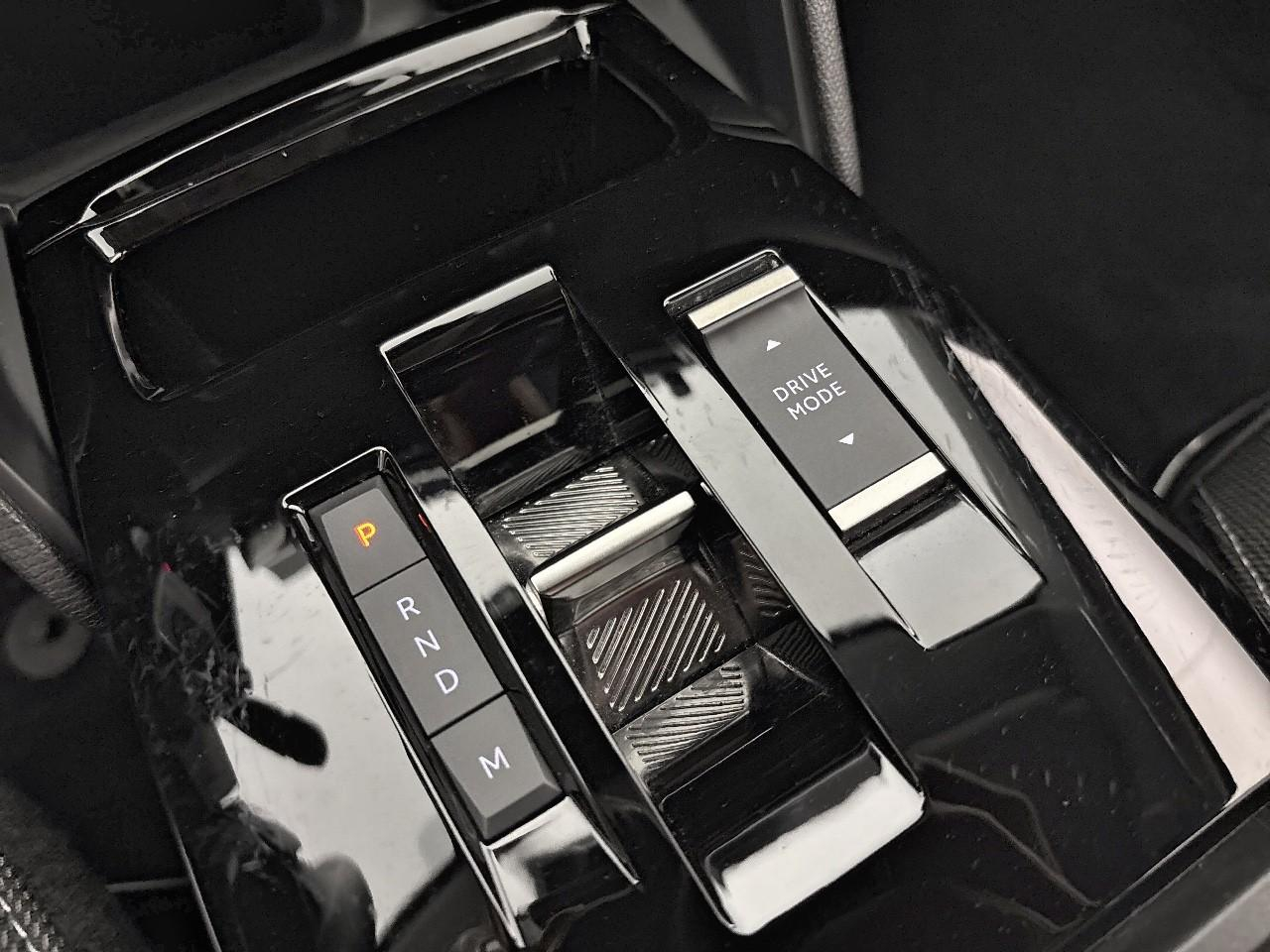 Citroën C4 hybride 136 e-dcs6 plus — photo 31