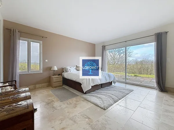 Maison 5 pièces 198 m²