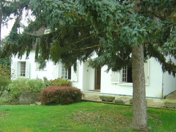Maison 11 pièces 216 m²