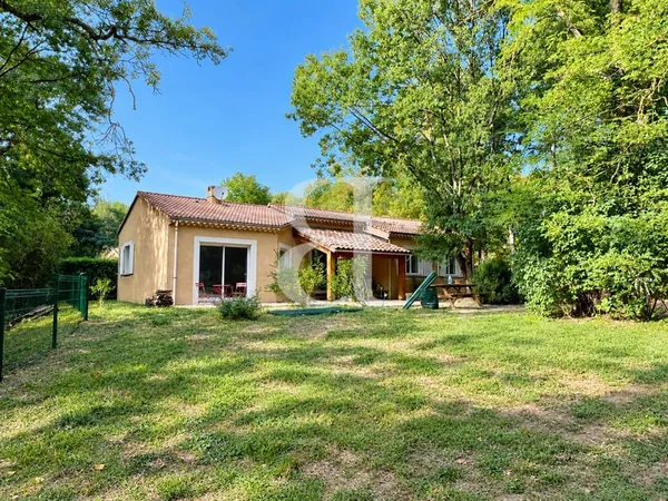 Maison récente dans un environnement nature à Dieulefit