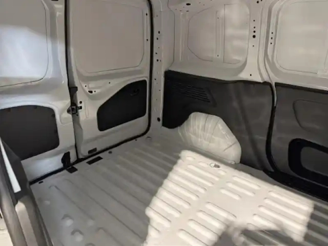 Citroën Berlingo van m charge utile majorée diesel 130ch — photo 11