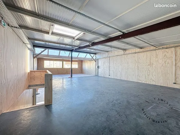 Bureaux 110 m² Bègles