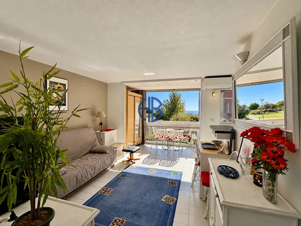 Superbe T3 vue mer, parking et piscine - Secteur Richelieu