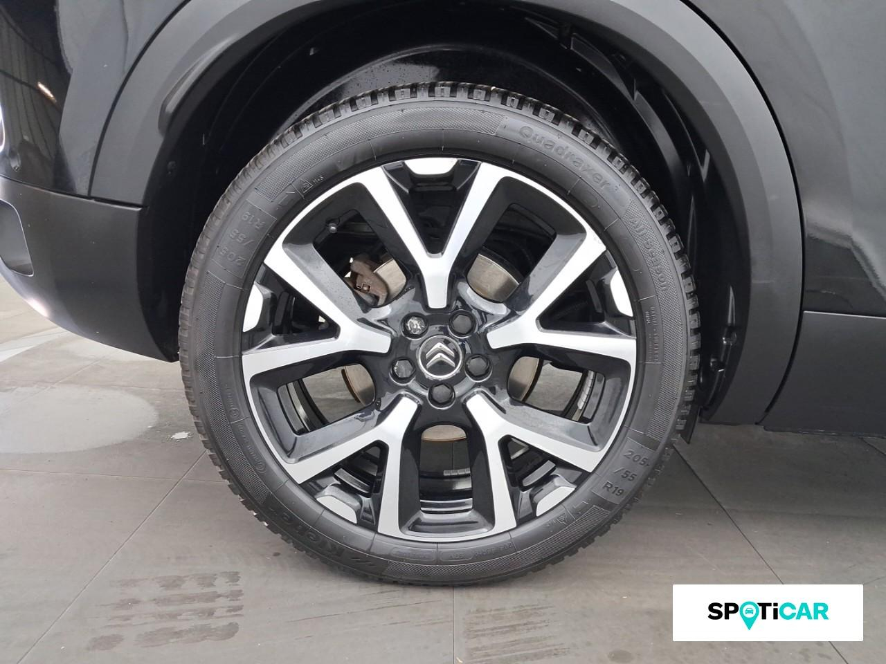 Citroën C5 Aircross hybrid 225ch shine pack e-eat8 — photo 11