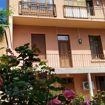 Chambre en colocation Féminine- 16 m² - Lyon 8 (Mermoz/Laënnec)