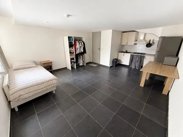 LE LUC-EN-PROVENCE - STUDIO LOUÉ - IDÉAL INVESTISSEMENT LOCATIF