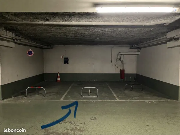 Location place de parking Paris 20eme