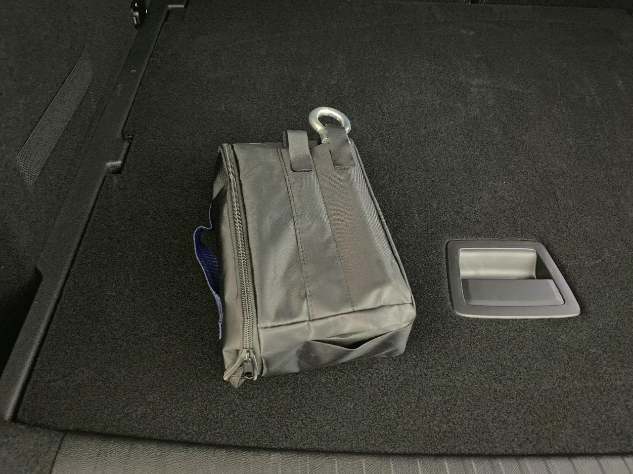 Peugeot 3008 hybrid 145 e-dcs6 gt — photo 16
