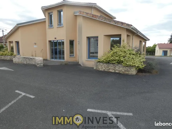 Appartement 9 pièces 165 m²
