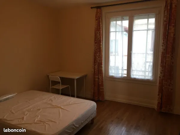 Location meublée de 18m2 sur les allées du parc Dijon
